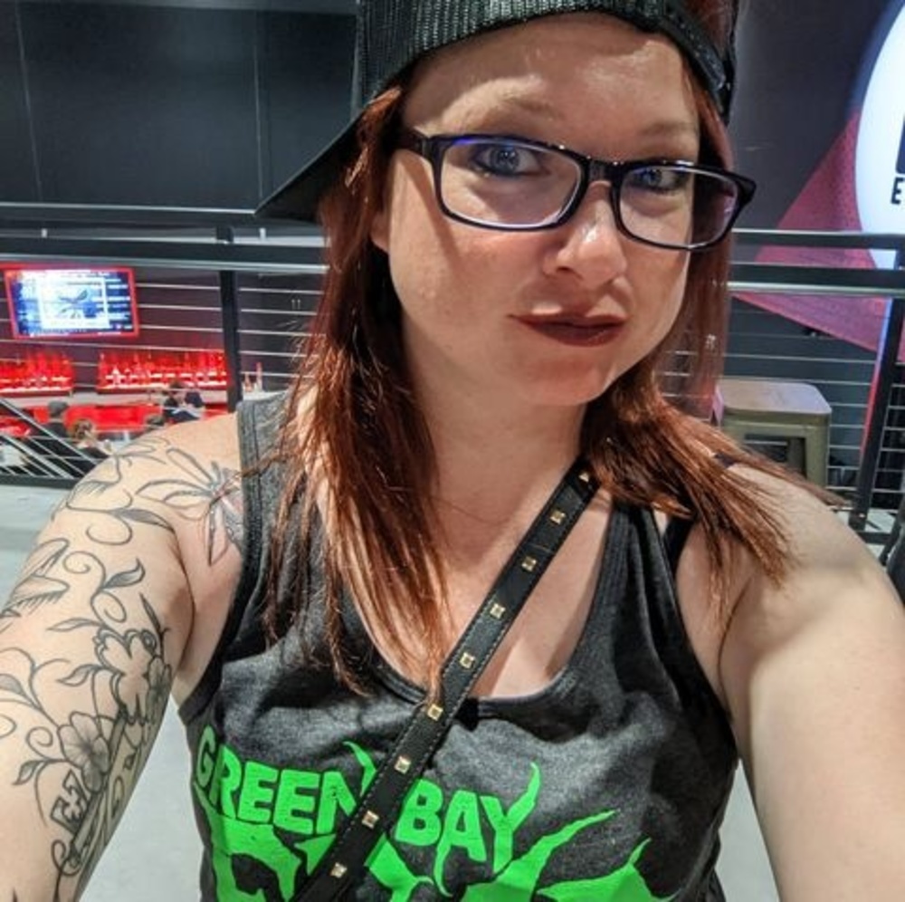 Meet your Posher, Amanda